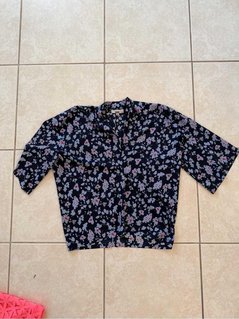 Derek Lam Collective - navy floral flowy shirt - 40 (S)